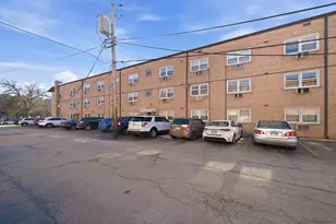 5211 N Potawatomie Ave, Chicago, IL 60656 - Photo 17