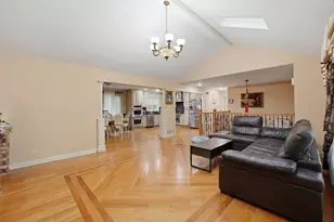 21 Sequoia Rd, Hawthorn Woods, IL 60047 - Photo 7