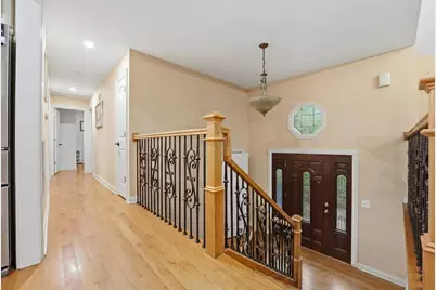 21 Sequoia Road, Hawthorn Woods, IL 60047 - Photo 3