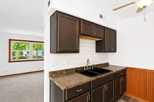 320 Joan Ct, Bartlett, IL 60103 - Photo 13