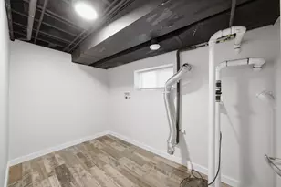 1111 E 93rd St, Chicago, IL 60619 - Photo 13