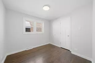 1111 E 93rd St, Chicago, IL 60619 - Photo 11