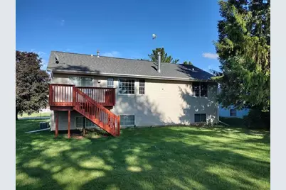 152 Columbia Street, Poplar Grove, IL 61065 - Photo 3