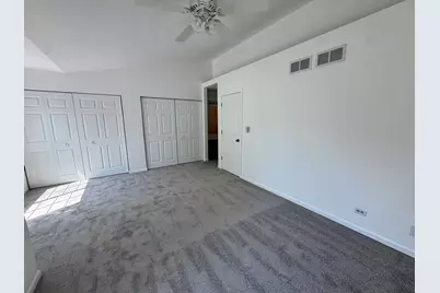 1332 Sandhurst Lane #B, South Elgin, IL 60177 - Photo 7