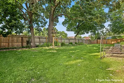 2494 Forest View Road, Lindenhurst, IL 60046 - Photo 27