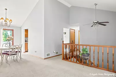2494 Forest View Road, Lindenhurst, IL 60046 - Photo 5