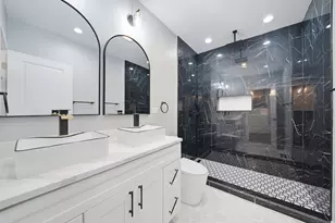 8623 S Wood Ave, Chicago, IL 60620 - Photo 19