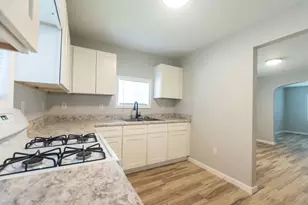 1820 W 9th St, Dixon, IL 61021 - Photo 13