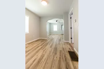 1820 W 9th Street, Dixon, IL 61021 - Photo 9