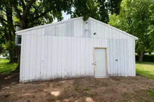 1820 W 9th St, Dixon, IL 61021 - Photo 23