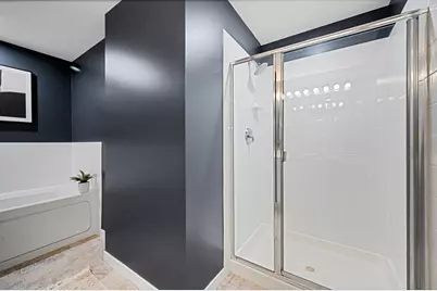 200 W Grand Avenue #804, Chicago, IL 60654 - Photo 19