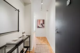 200 W Grand Ave, Chicago, IL 60654 - Photo 3