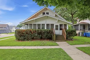 603 N Jefferson Ave, Dixon, IL 61021 - Photo 1