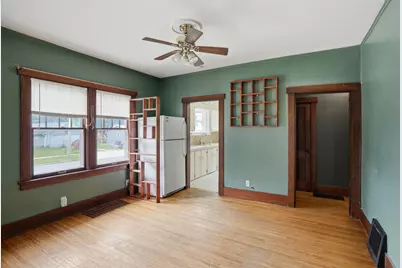 603 N Jefferson Avenue, Dixon, IL 61021 - Photo 9