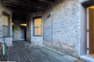 4715 N Sheridan Rd, Chicago, IL 60640 - Photo 17