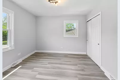 8920 Fairway Drive, Orland Park, IL 60462 - Photo 5
