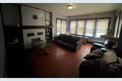 8047 S Vernon Avenue, Chicago, IL 60619 - Photo 5