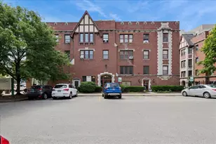 1103 Holly Ct, Oak Park, IL 60301 - Photo 3