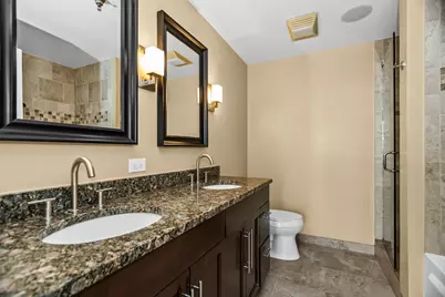 3232 N Halsted Street #D812, Chicago, IL 60657 - Photo 11