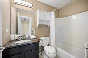 2116 Saipan Dr, Glenview, IL 60026 - Photo 17