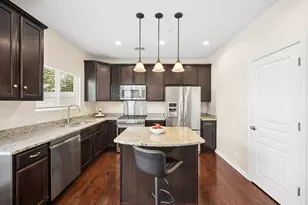 2116 Saipan Dr, Glenview, IL 60026 - Photo 7