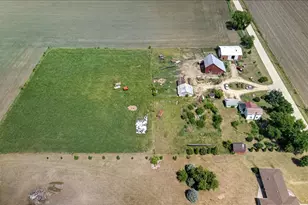 10112 E High Rd, Stillman Valley, IL 61084 - Photo 41
