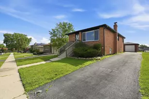 18045 Birch Ave, Country Club Hills, IL 60478 - Photo 23