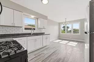 18045 Birch Ave, Country Club Hills, IL 60478 - Photo 3
