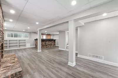 18045 Birch Avenue, Country Club Hills, IL 60478 - Photo 11