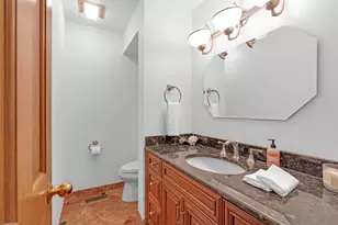 6535 Stockbridge Ln, Long Grove, IL 60047 - Photo 13