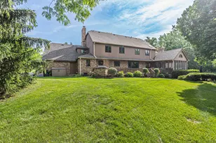 6535 Stockbridge Ln, Long Grove, IL 60047 - Photo 3