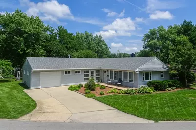 4 Woodruff Drive, Bloomington, IL 61701 - Photo 37