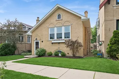 7448 N Rockwell Street, Chicago, IL 60645 - Photo 1