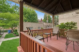 7448 N Rockwell St, Chicago, IL 60645 - Photo 3