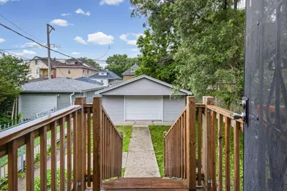 8523 S Colfax Avenue, Chicago, IL 60617 - Photo 23