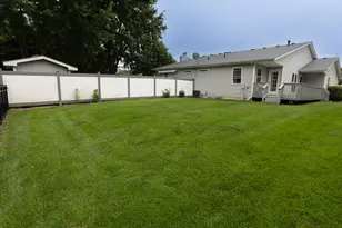 2114 Mary Ln, Ottawa, IL 61350 - Photo 17