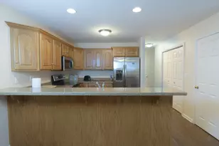 2114 Mary Ln, Ottawa, IL 61350 - Photo 9