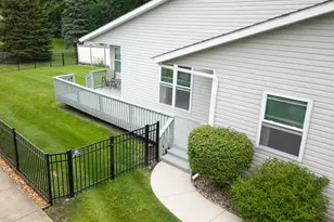 2114 Mary Ln, Ottawa, IL 61350 - Photo 5