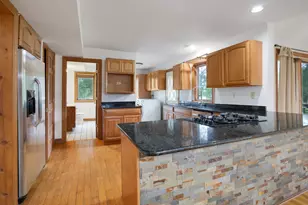 2806 Russet Rd, McHenry, IL 60050 - Photo 11