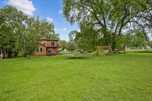 2806 Russet Rd, McHenry, IL 60050 - Photo 13