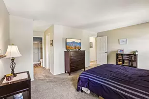 1307 Cromwell Ct, Vernon Hills, IL 60061 - Photo 15