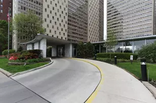 3950 N Lake Shore Dr, Chicago, IL 60613 - Photo 17