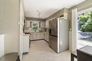 12617 Ventura Blvd, Machesney Park, IL 61115 - Photo 11