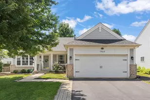 1969 Conway Ln, Aurora, IL 60503 - Photo 1