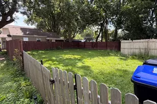 502 S Gridley St, Bloomington, IL 61701 - Photo 15
