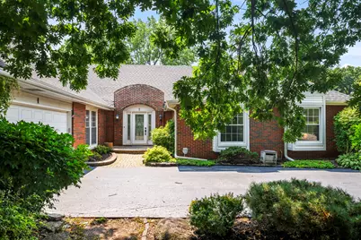 1 Oak Creek Road, Rolling Meadows, IL 60008 - Photo 3