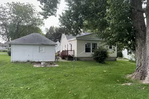 206 W Main St, Mount Morris, IL 61054 - Photo 9