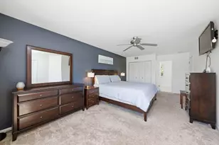 3417 Mustang Rd, Joliet, IL 60435 - Photo 17