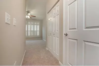 318 E 25th Place #2E, Chicago, IL 60616 - Photo 13