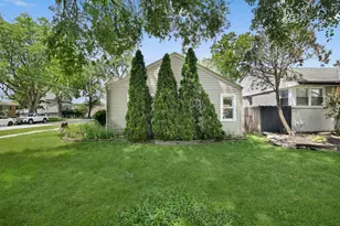 1446 Everett Ave, Des Plaines, IL 60018 - Photo 3